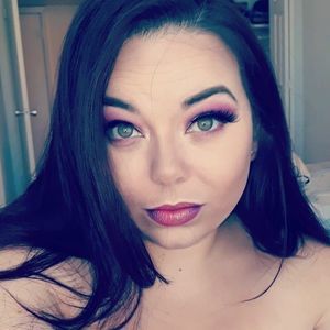 Meet your Posher, Mika